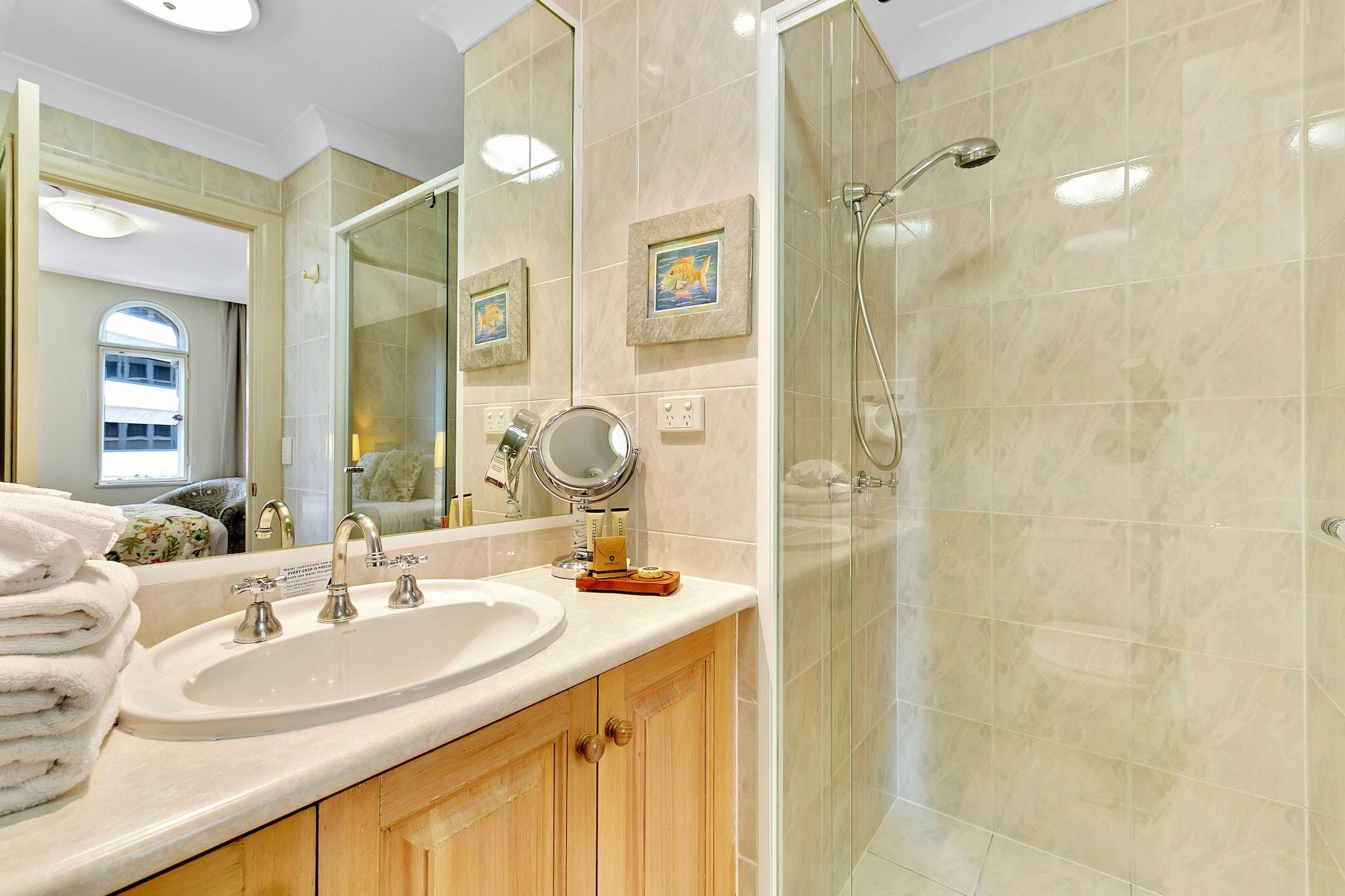 Manor Apartment Hotel Бризбейн Екстериор снимка