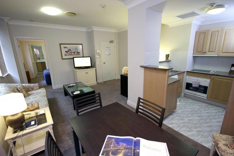 Manor Apartment Hotel Бризбейн Екстериор снимка